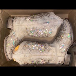 White Glitter Corral Boots